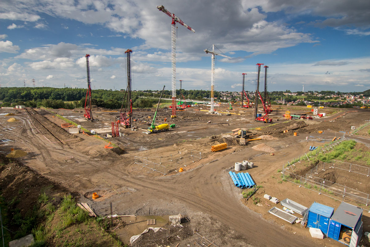 Construction de la Clinique CHC MontLégia: timelapse complet