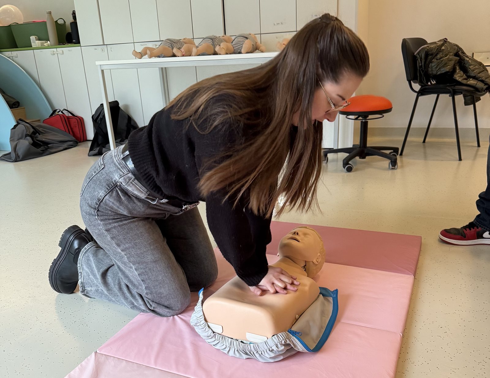 Formation en réanimation cardio-pulmonaire pour nos puéricultrices 