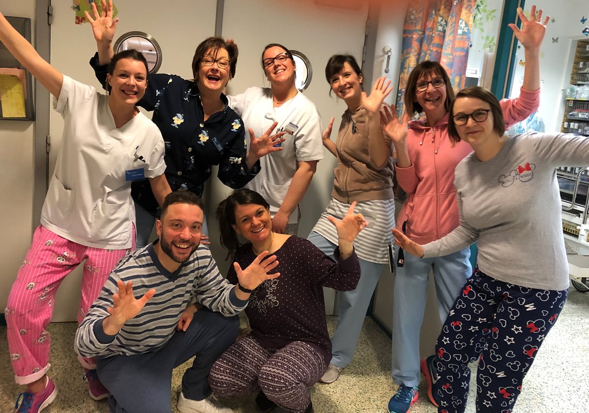 En pyjama, en solidarité avec Takeoff et les petits patients