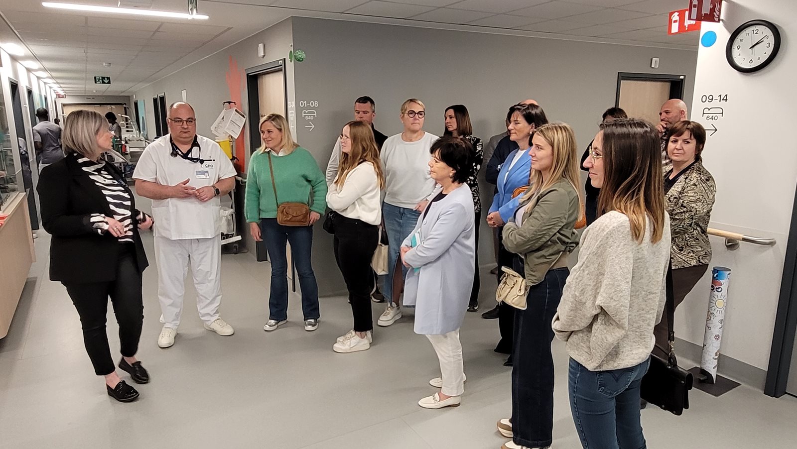 Visite d’une délégation des Engagés à la Clinique CHC MontLégia